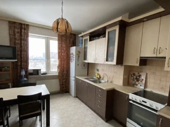 Продам 1-К квартиру 61 м2. Кадетська роща. Турецьке містечко Київ