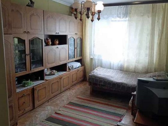 3к. квартира розташована по вул. Симиренка 14/9 у комфортному спальному районі Києва Київ