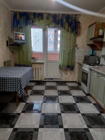 Продаж 2-кімнатної квартири Милославська вул. 4 - фото 1