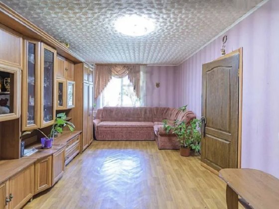 Продам 3 кімнатну квартиру біля метро Лук’янівка,Чорновола 33/30 Київ