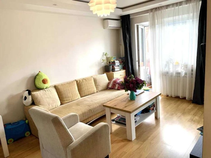 2-х кімнатна квартира по вул. Празька, 8 в Дніпровському районі м. Києва - фото 1
