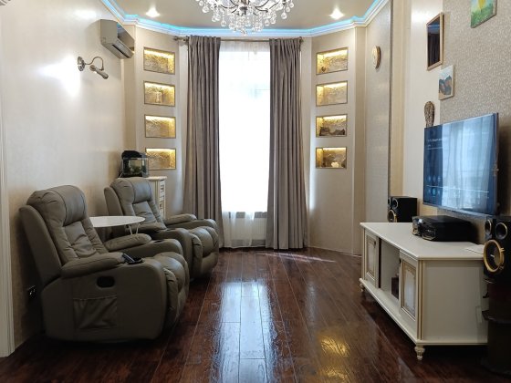 БЕЗ %! Продаж 2-к квартири на Подолі,  Воздвиженка, вул. Дегтярна, 8 Київ