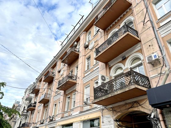 Продаж 2к квартири, вул. Велика Васильківська 23, Печерський район Киев