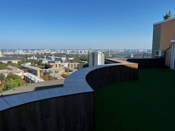 Продаж 7к. квартири з двома терасами вул. Князів Острозьких,46 Киев