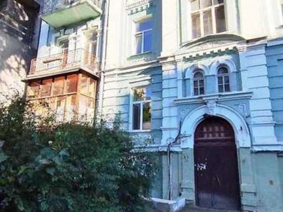 Продам 2к квартиру у царському будинку 1905р. Печерський р-н. Київ