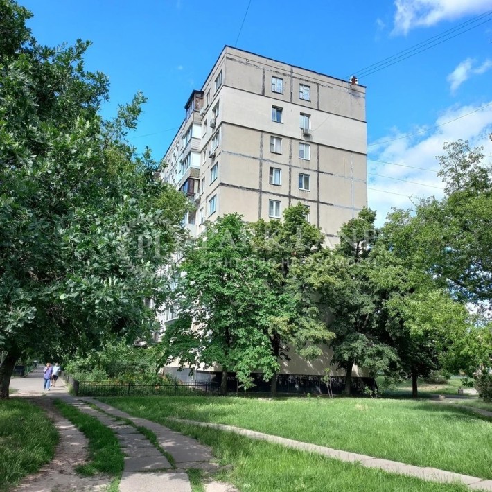 Продаж 4-к квартири вул. Соловьяненко Анатолія 14 - фото 1