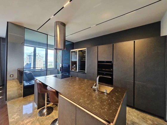 Продажа 4 -к квартиры Никольско-Слободская ул.3а Київ