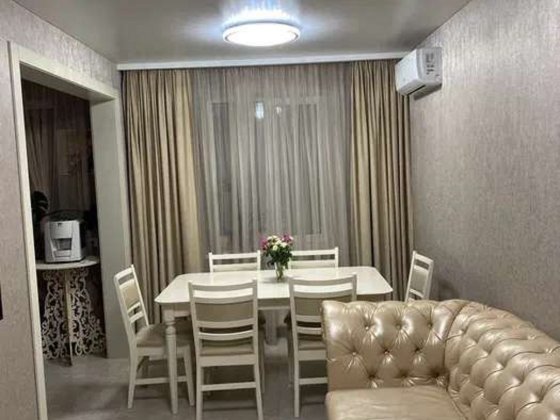 Продам 3-кімнатну квартиру по вул. Прирічна, 5. Правий берег. Київ