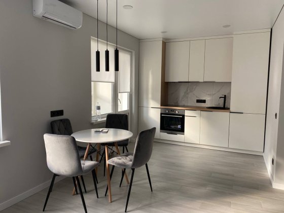 Продам однокімнатну квартиру з ремонтом, вул. Бориса Гмирі 20, ЖМ «Патріотика», Дарницький район, Лі Київ