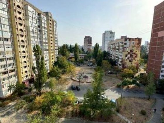 Продаж 2-к квартири просп. Червоної Калини 8 Київ