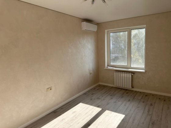 Продається сучасна 1-кімнатна квартира вул.Осьмачки Тодося,58а з новим ремонтом у новому будинку! В  Київ