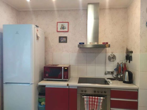 Продаж 4-х кімнатної квартири по вул.О Пчілки, 2б. Київ