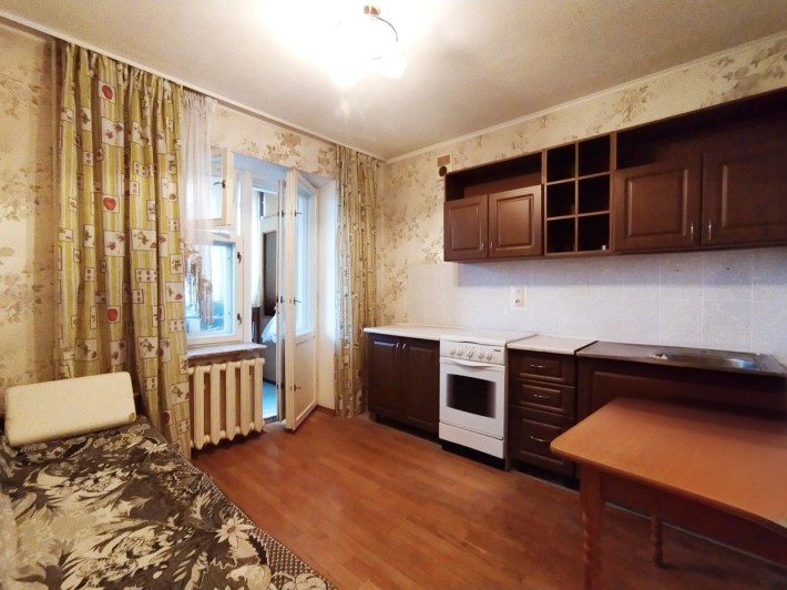 Продаж 1к квартири по вул. Вишняківська, 5б, м. Харківська, Дарницький р-н - фото 1