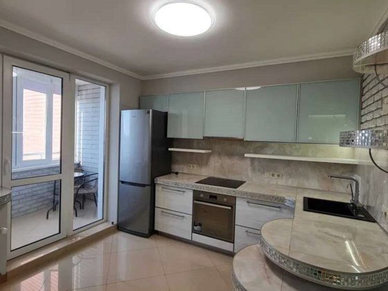 Продаж 2к квартири Оболонський р-н, вул. Героїв полку Азов, буд. 8. Київ