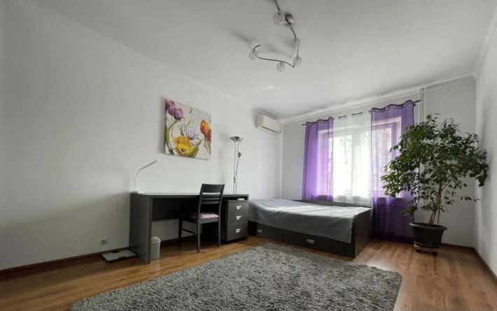 Продаж 3-к квартири вул. Олександри Екстер 5 - фото 1