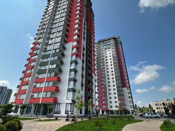 Продам 3к квартиру ЖК Сирецькі Сади, вулиця Виговського 10М Сирець Подільський район Правий Берег Київ