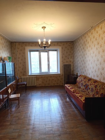 Продаю 2-кімнатну квартиру, Деснянський р-н, вул. Оноре де Бальзака, 18. - фото 1