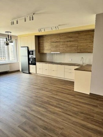 Продається 3-к квартира по вул. Заболотного, 1 у Голосіївському районі - фото 1