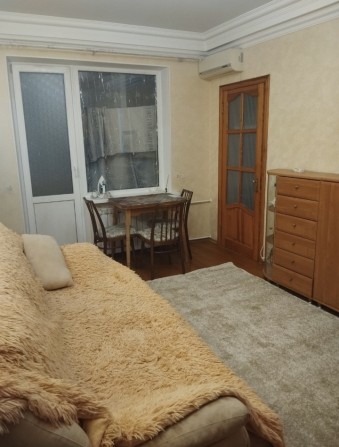 Продам 3к квартиру на вул. Оріхуватська (Бурмістенка) 8 корпус 2 - фото 1