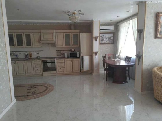 Продаж 2-кімнатної квартири по вул.Чавдар, 13. Киев