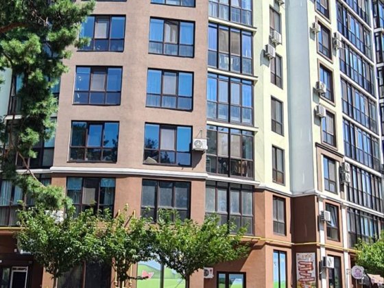 Продаж нової видової трикімнатної квартири біля хвойного лісу в ЖК Лісова казка, Радистів 34 Київ