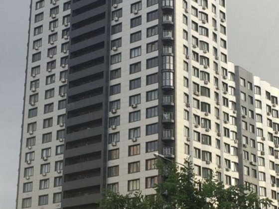 Продаж 3 кімнатної квартири в ЖК Статус Град Київ