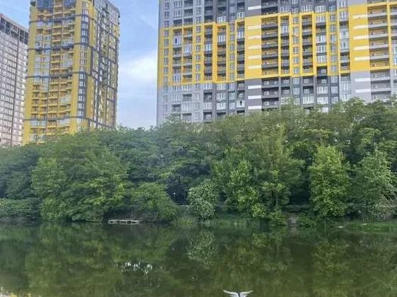 Продаж двокімнатної квартири вул. Кадетський Гай, 12. ЖК Медовий Київ