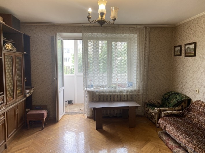Продаж 3-кімнатної квартири вул. Авіаконструктора Антонова 11 - фото 1