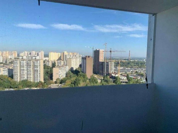 Продаж 3-к квартири вул. Коноплянська 22 - фото 1
