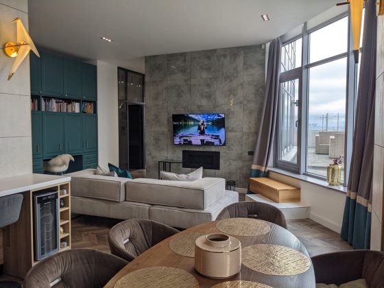 Продам 4к.кв Лобановського 4г видова, мансарда Київ