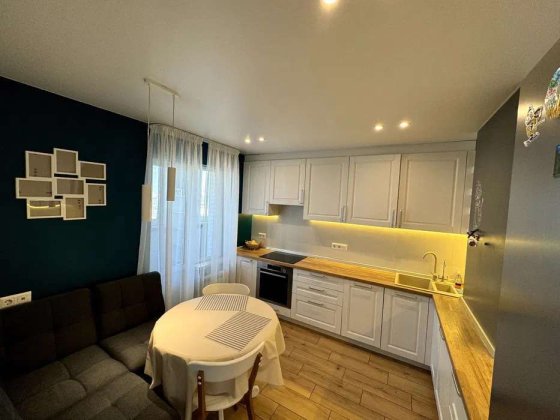 Продаж 3-к квартири вул. Юлії Здановської 34а Київ