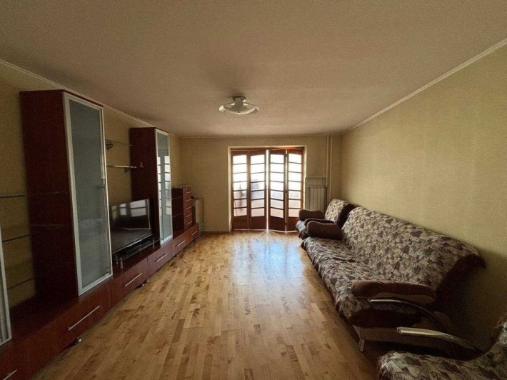Продаж 3-к квартири вул. Степана Рудницького 11 - фото 1