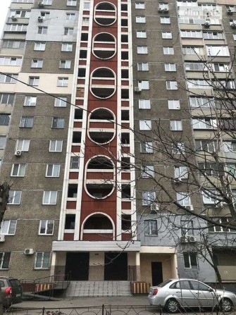Продаж 3-кімнатної квартири на вул. Степана Олійника, 17 - фото 1
