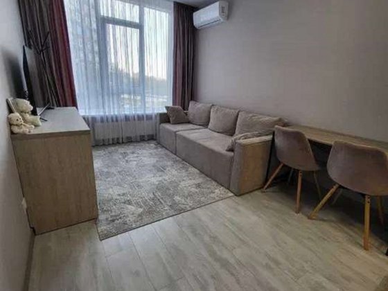 Продаж 1-к.квпртири Гузара Любомира (Комарова) просп.13 Київ