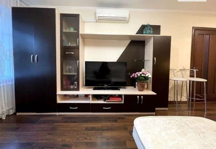Продаж 1квартири на просп. Воскресенський 15в - фото 1