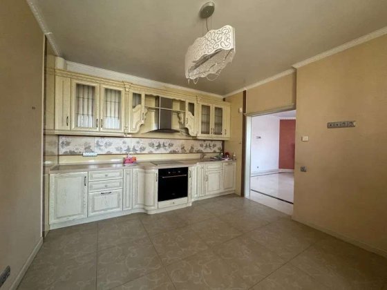 Продаж 3-кімнатої квартири в ЖК Голосієво Київ