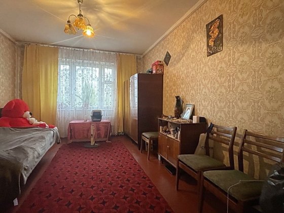 Продаж 3х кімнатної Деснянський район, вул. Закревського, 89. Рік будівництва 1990 Київ