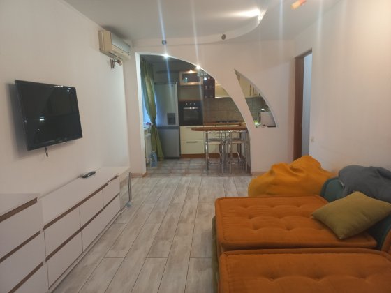 Продається 3-кімнатна квартира по вул. Щусєва 40, 3 хвилини до метро Сирець Київ