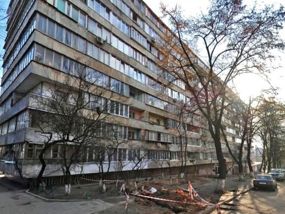 Продаж 2-кімнатної квартири  вул.Печенізька, 35/43 Киев