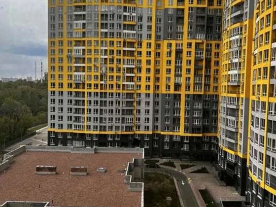 Продаж  ЖК МЕДОВИЙ, 1 комн,42кв м,Кадетський гай,10 Київ