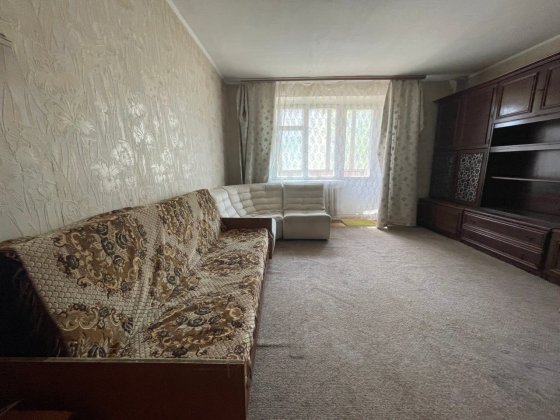 Продаж 1-кімнатної квартири по Стратегічному шоссе17 Київ