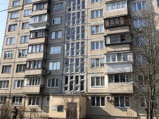 Продам 3-кімнатну квартиру вул. Жмеринська, 16 Святошинського району. Киев