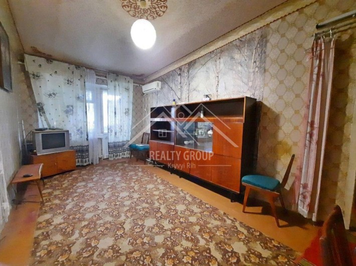 Продається 2-кімнатна квартира на Кропивницького 29 - фото 1