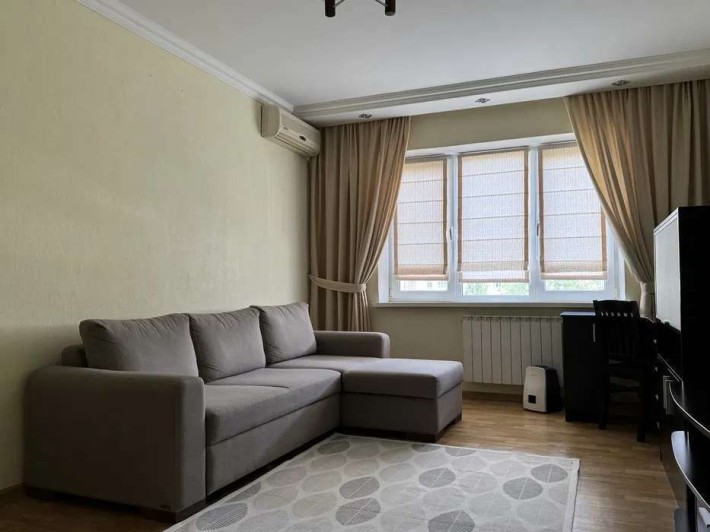 Продаж 1-к квартири вул. Героїв Дніпра 75 - фото 1