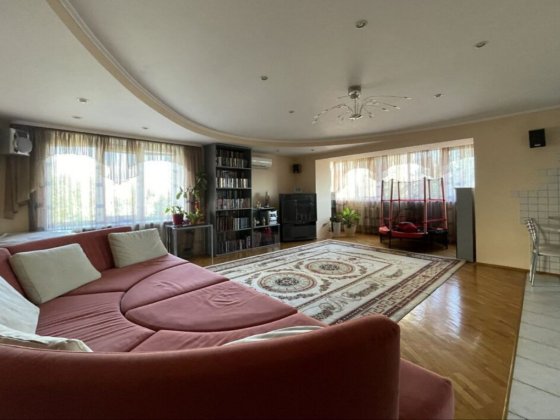 Ексклюзивна квартира, 4 кімнати ул. Космічна буд.6. 116кв. Дніпровський район Київ