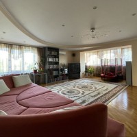 Ексклюзивна квартира, 4 кімнати ул. Космічна буд.6. 116кв. Дніпровський район Киев