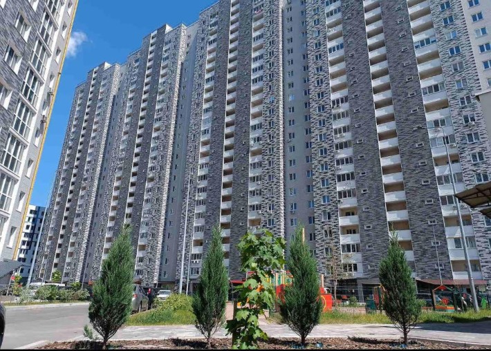 Продаж 1-к квартири ЖК "Ревуцький", вул. Ревуцького 54 - фото 1