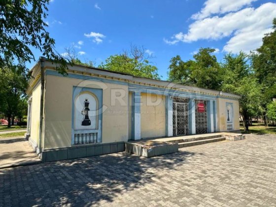 Продаж окремої будівлі, парк ПівдГЗК Кривой Рог