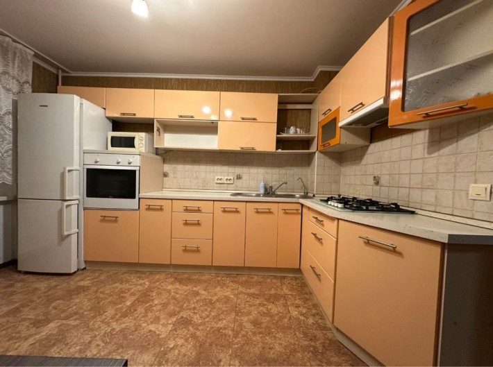 Продаж квартири 1 кім. по вул.Йови ( 50 кв.метрів) - фото 1
