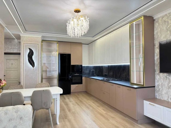 Двокімнатна з ремонтом у жк Provance Home вул.НЕЗАЛЕЖНОСТІ , терміново - фото 1